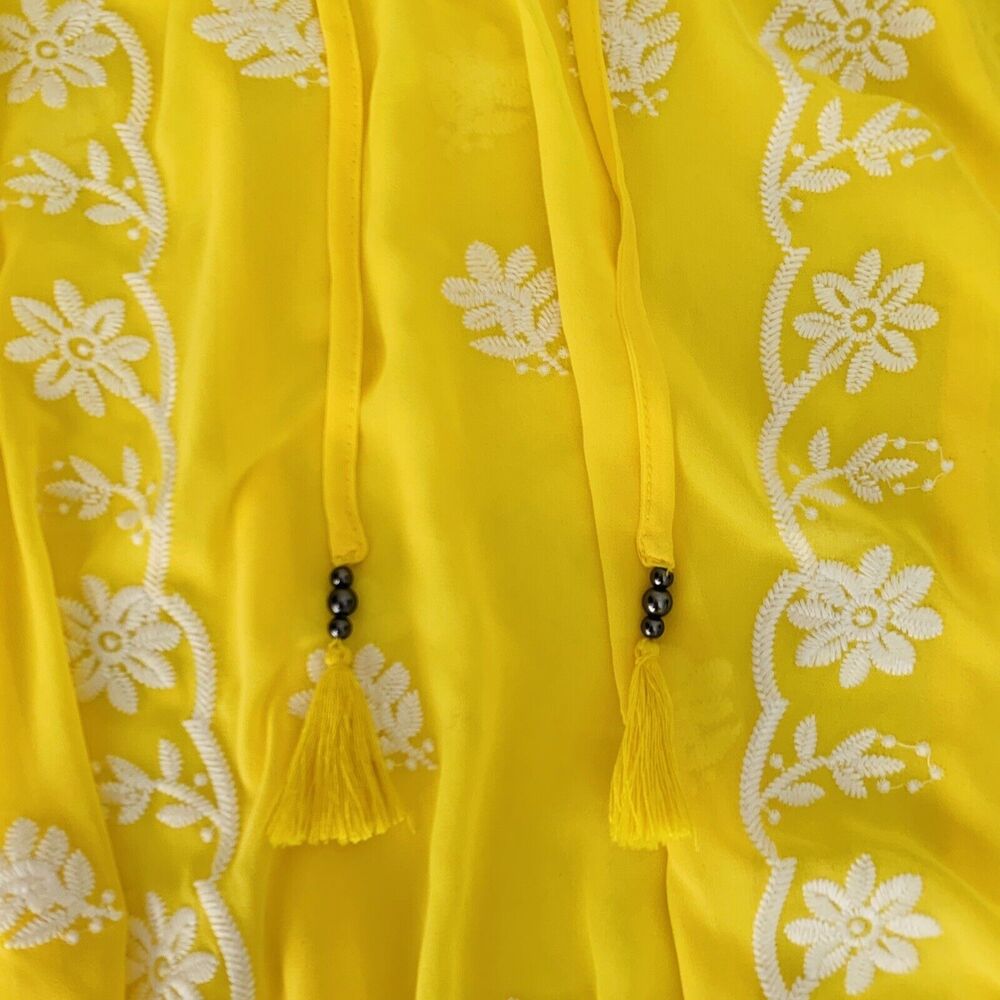 Torrid Yellow Floral Blouse - Picture 4 of 12